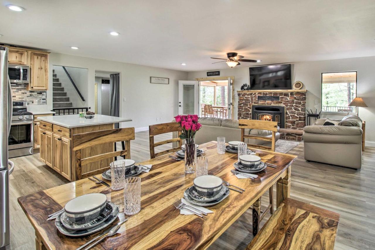 Beautiful Creekside Cabin Secret Game Room! Pinetop-Lakeside Exterior foto